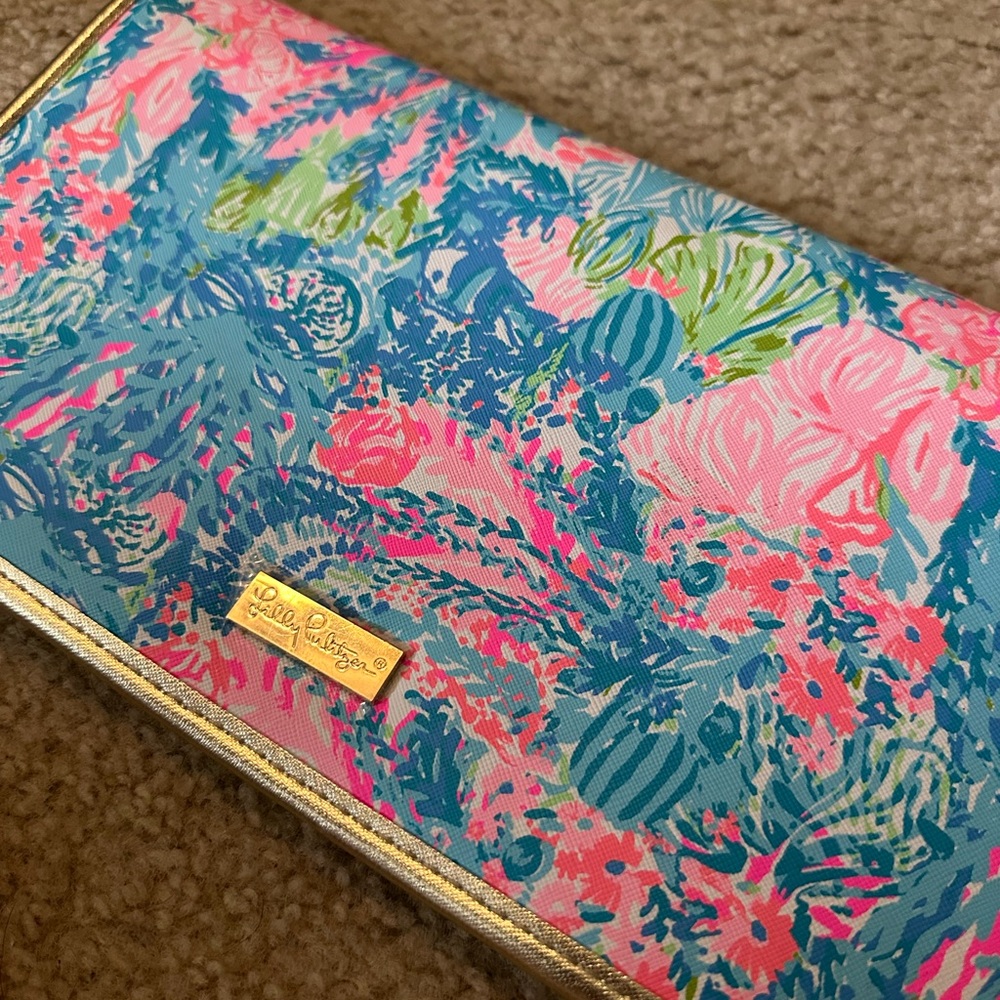 Lilly Pulitzer Vibrant Pink and Blue Wallet